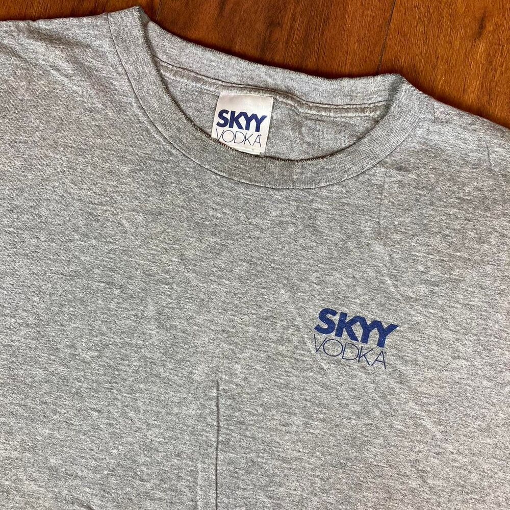 American-vintage Men's Grey T-shirt